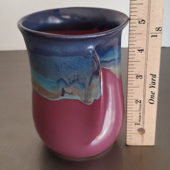 Naher Clay in Motion Purple Passion Handwarmer Mug Cup Left Hand Signed 14 oz - Picture 8 of 9